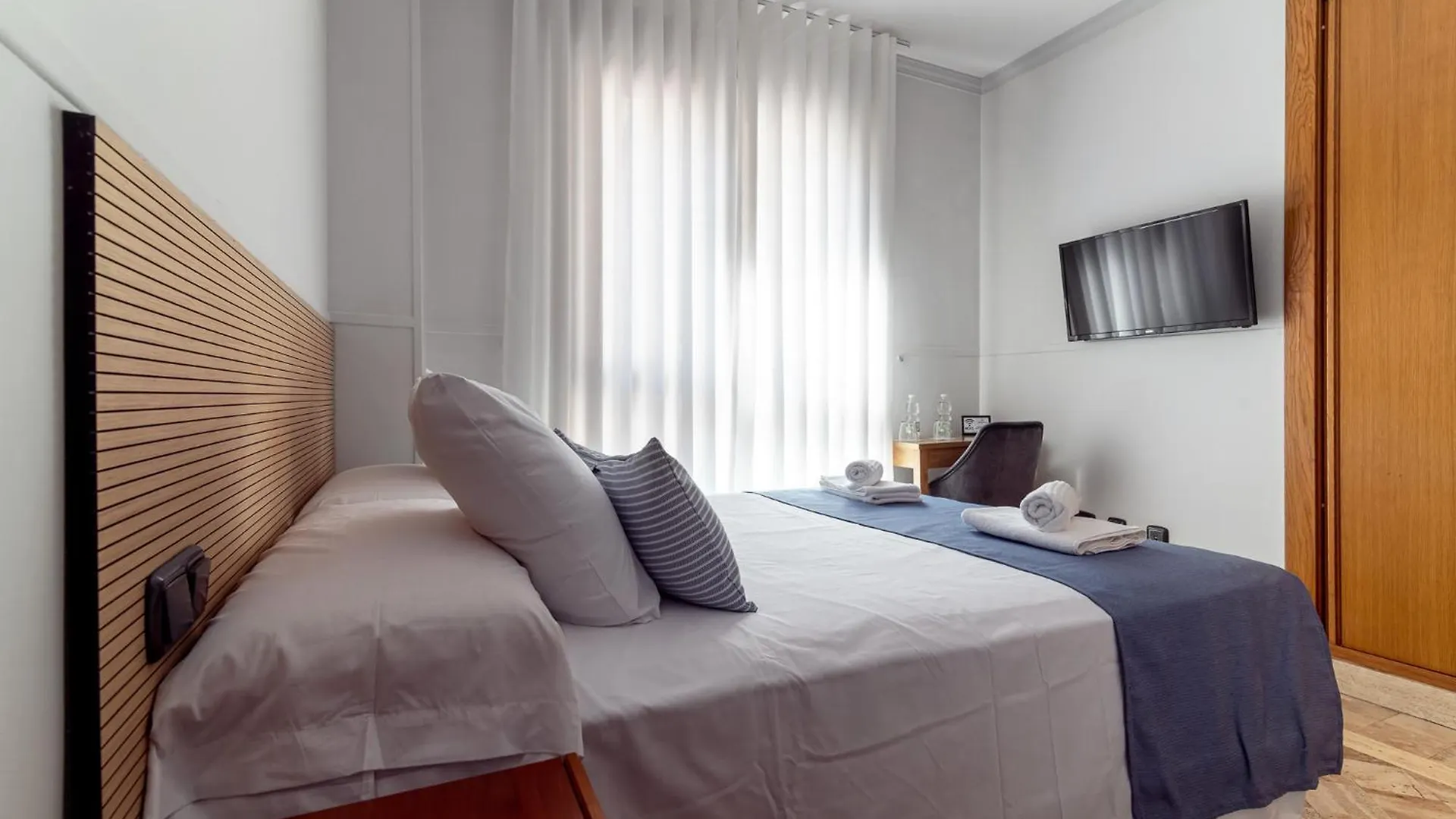 גרנדה Hotel Reina Mora