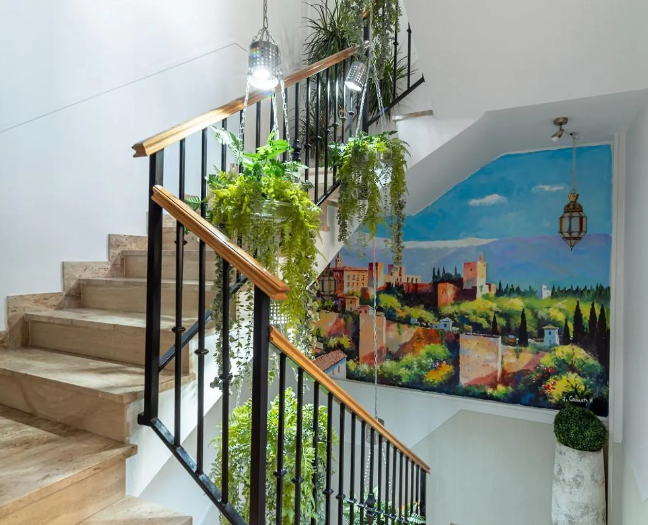 Hotel Reina Mora Granada 2*,